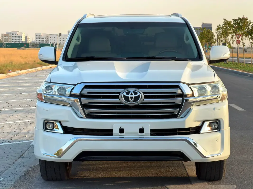 Toyota Land Cruiser 4.6 AT (309 hp)