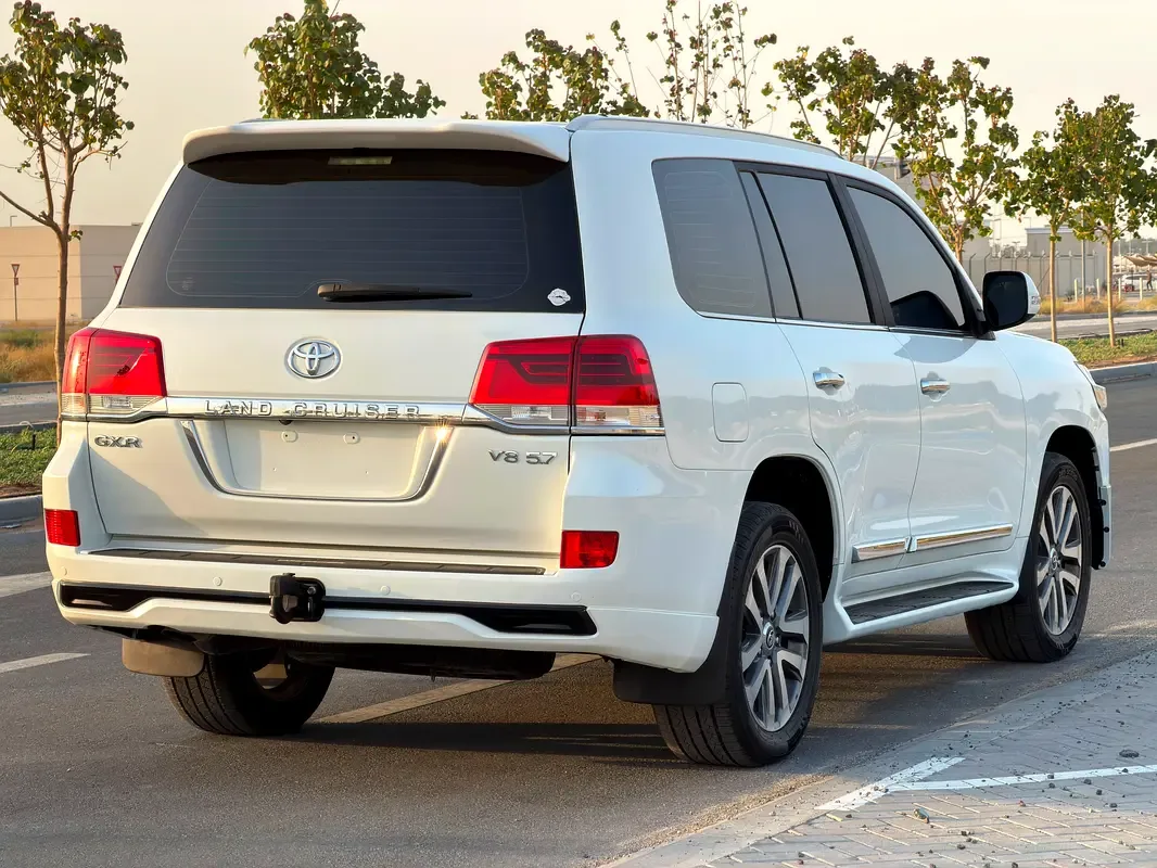 Toyota Land Cruiser 4.6 AT (309 hp) - 3