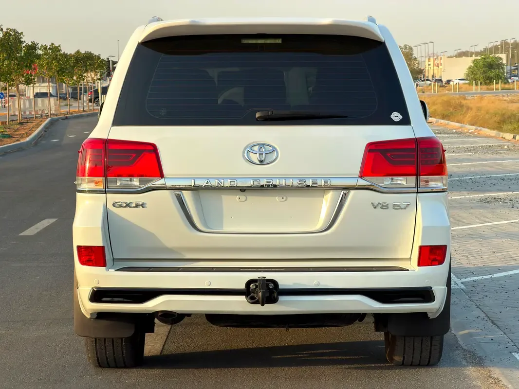 Toyota Land Cruiser 4.6 AT (309 hp) - 2