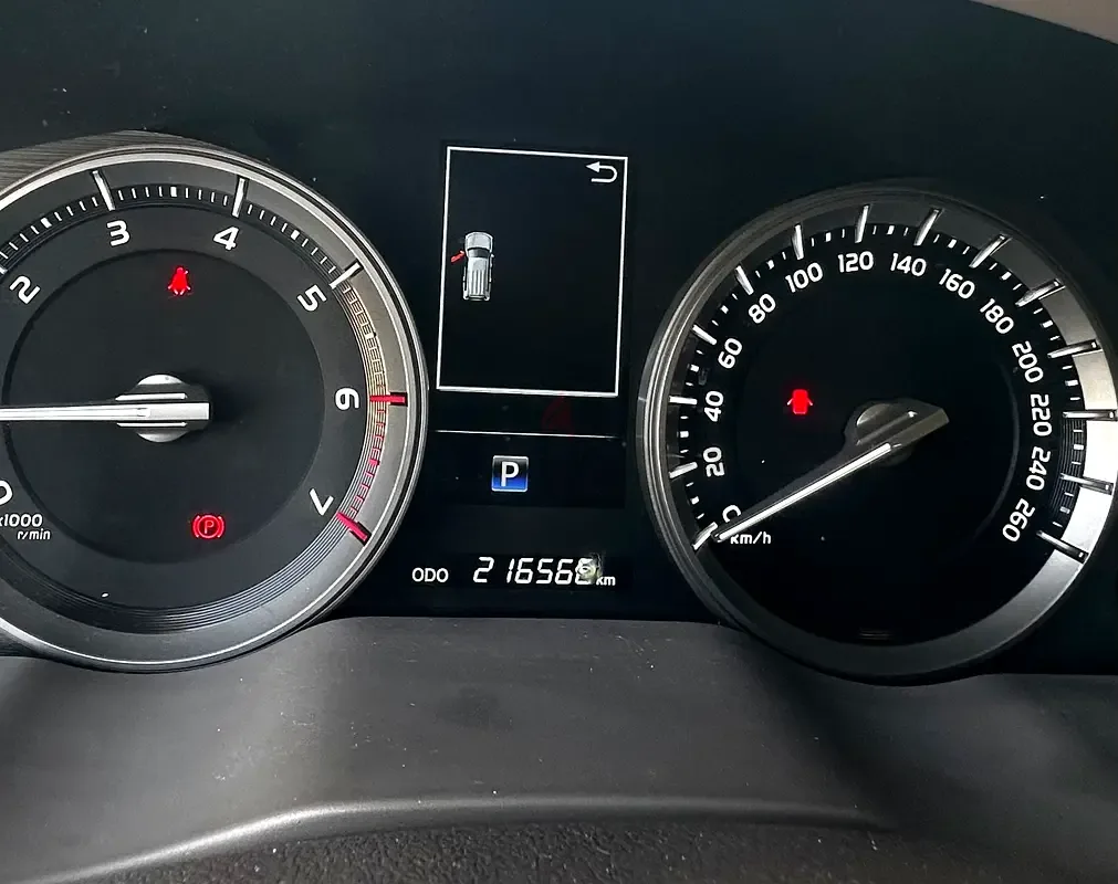 Toyota Land Cruiser 4.6 AT (309 حصان) - 12
