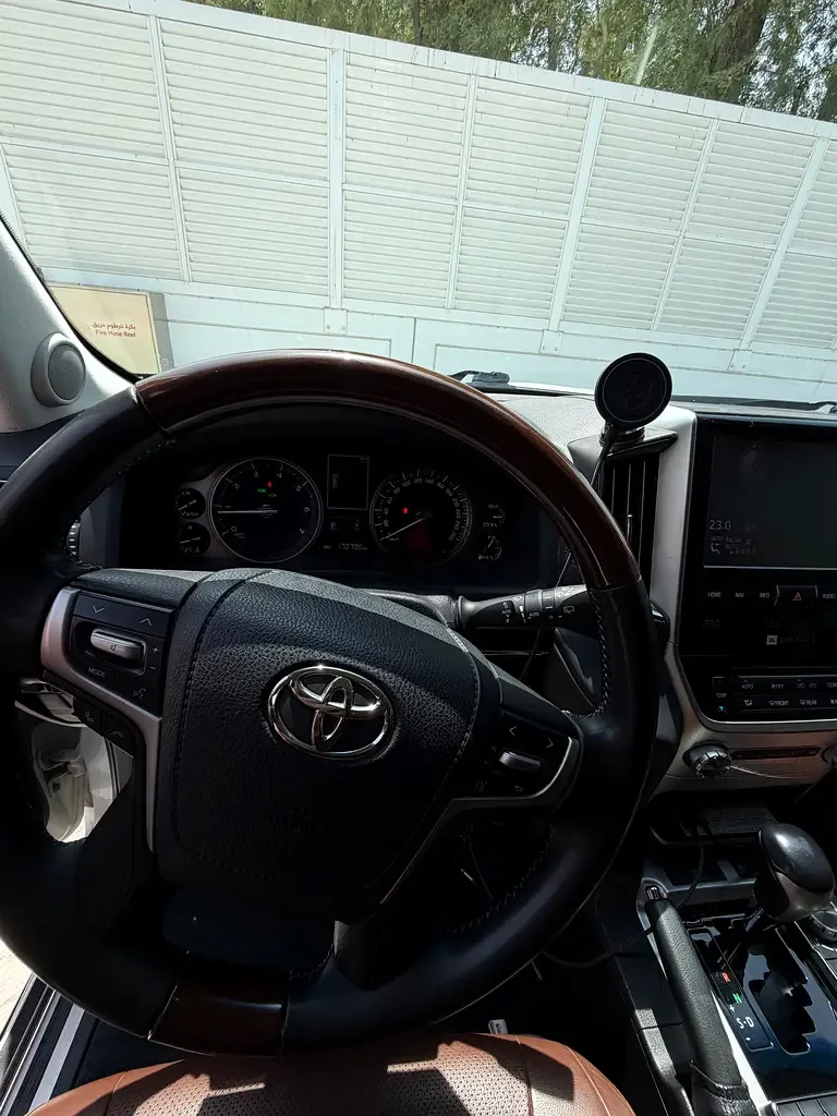 Toyota Land Cruiser 4.6 AT (309 hp) - 10