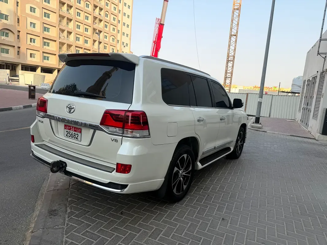 Toyota Land Cruiser 4.6 AT (309 hp) - 8