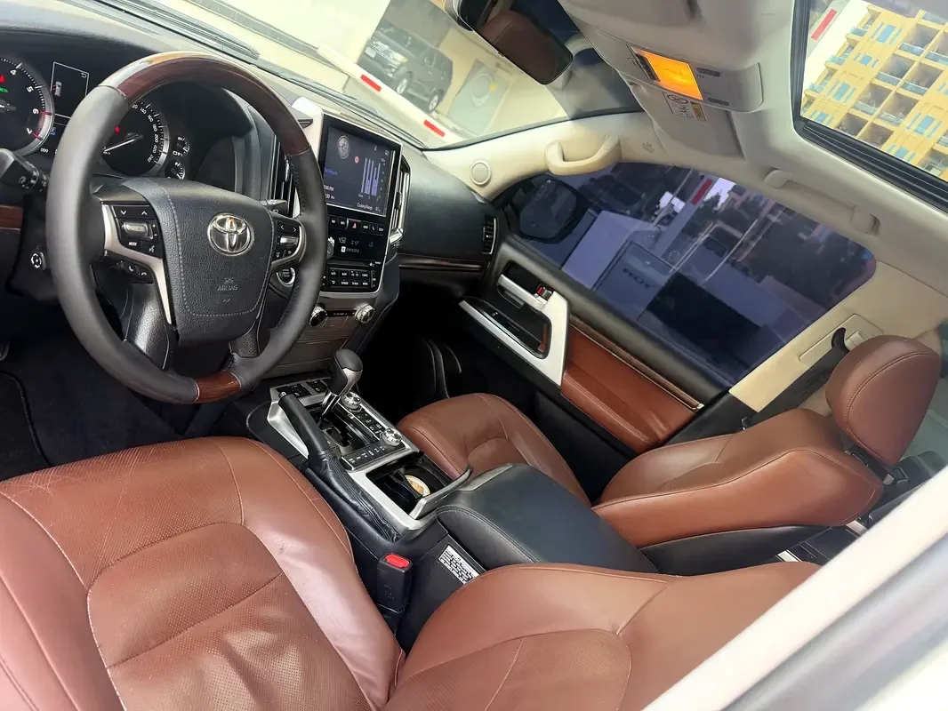 Toyota Land Cruiser 4.6 AT (309 hp) - 11