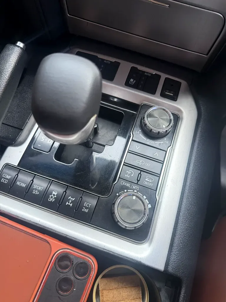 Toyota Land Cruiser 4.6 AT (309 hp) - 13