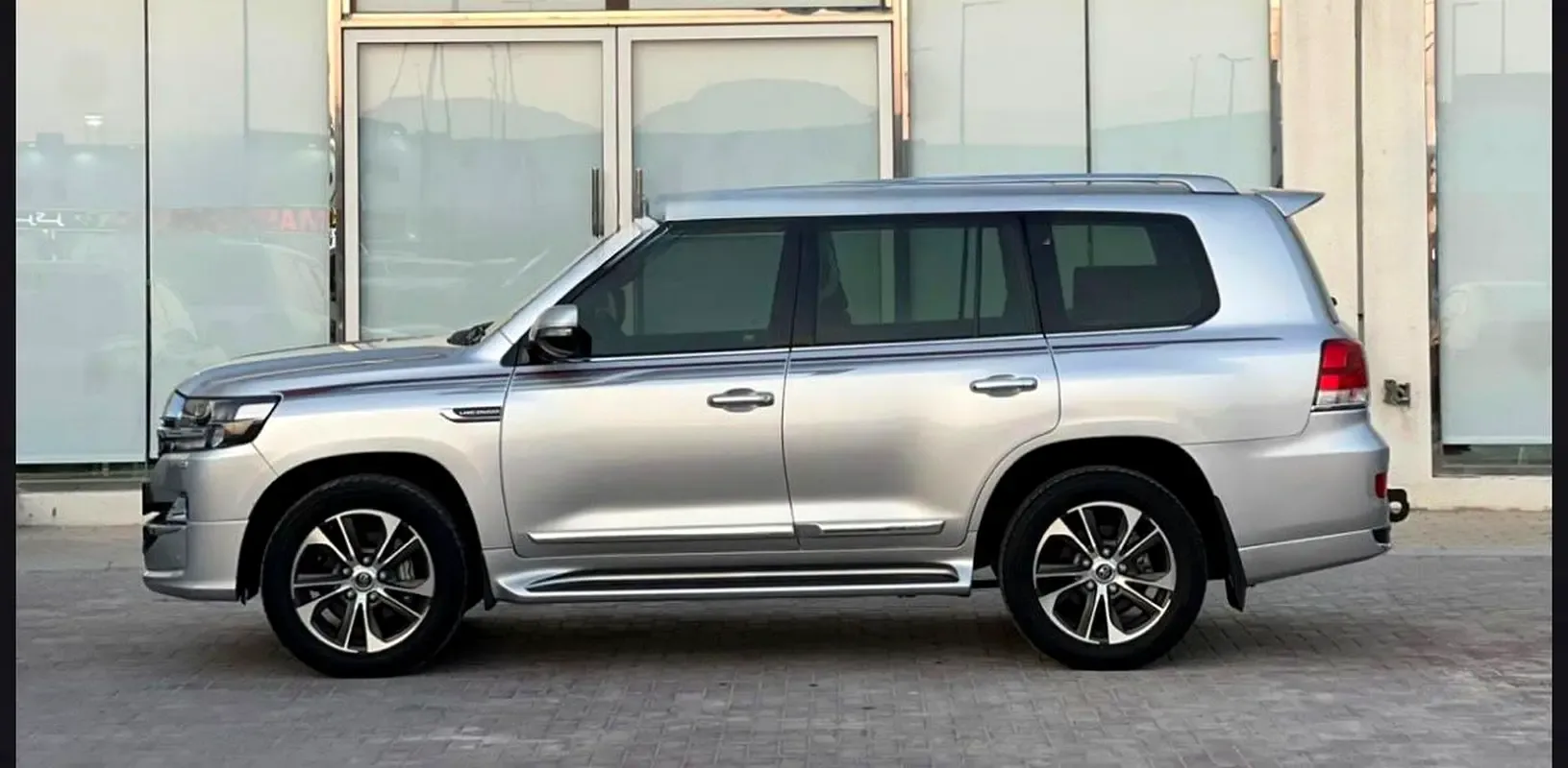 Toyota Land Cruiser 4.6 AT (309 حصان) - 5