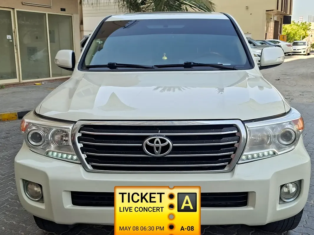 Toyota Land Cruiser 4.6 AT (309 حصان)