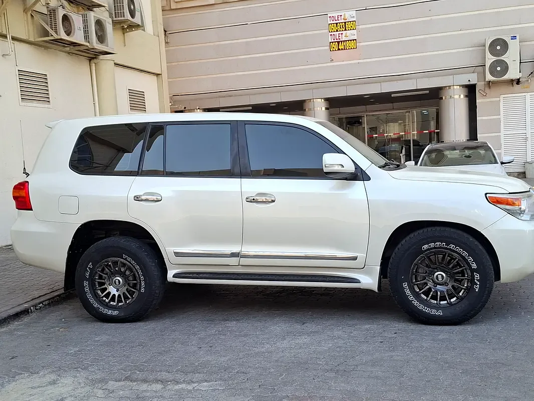 Toyota Land Cruiser 4.6 AT (309 حصان) - 9