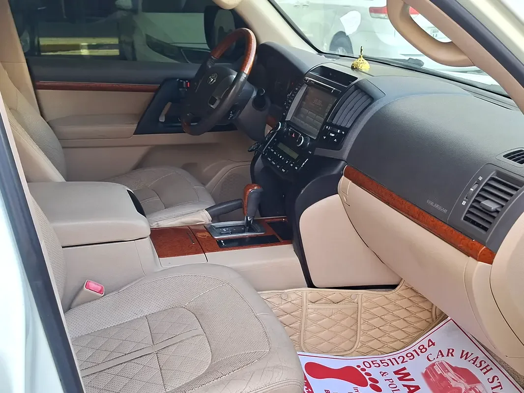 Toyota Land Cruiser 4.6 AT (309 حصان) - 14