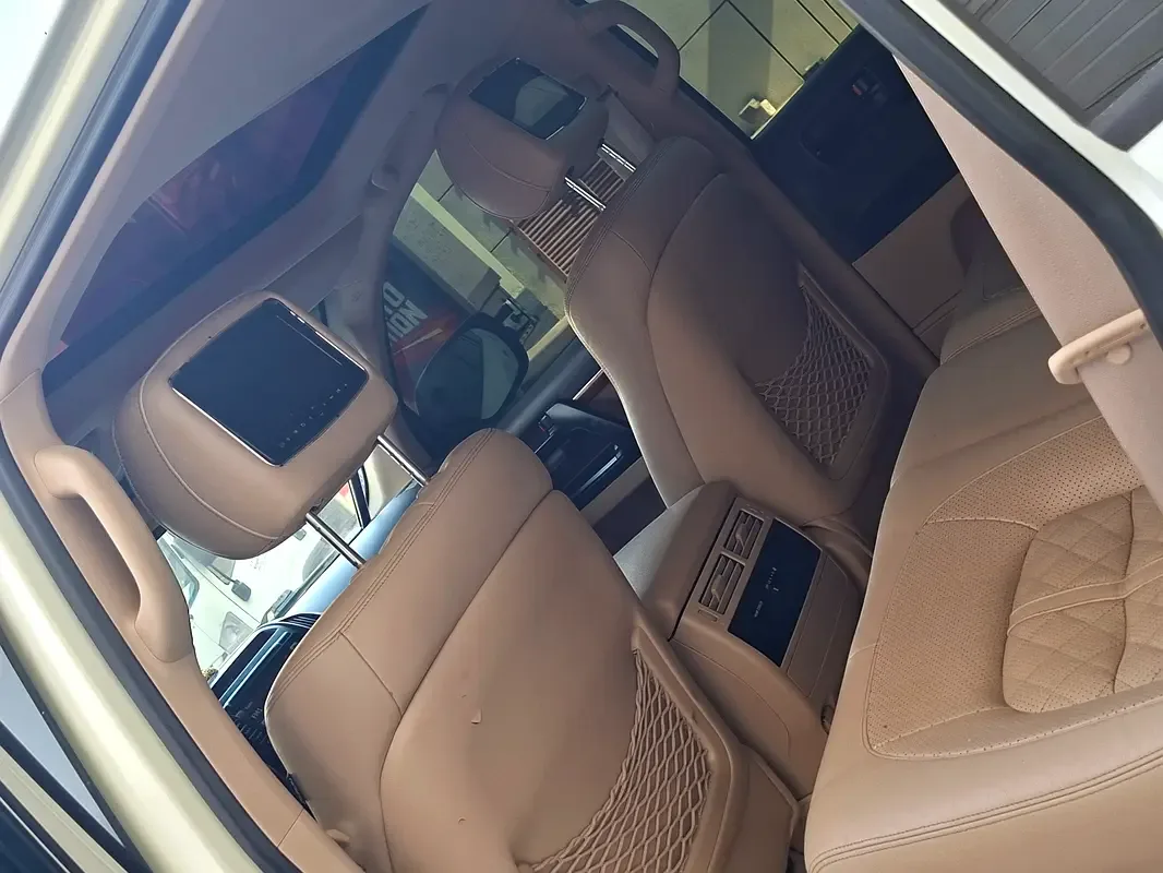Toyota Land Cruiser 4.6 AT (309 حصان) - 15