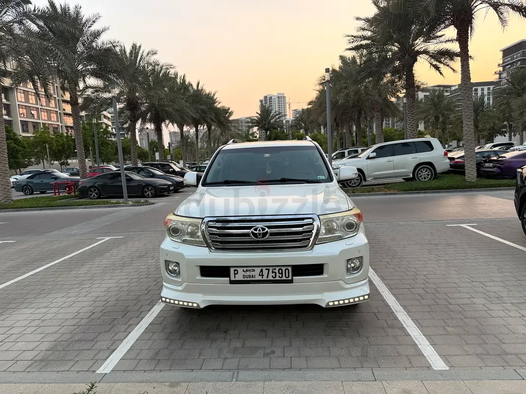 Toyota Land Cruiser 4.6 AT 4WD (5 places) (309 hp)