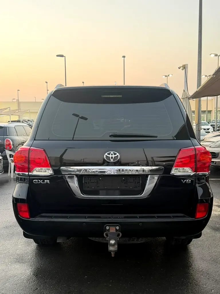 Toyota Land Cruiser 4.6 AT 4WD (5 مقاعد) (309 حصان) - 5