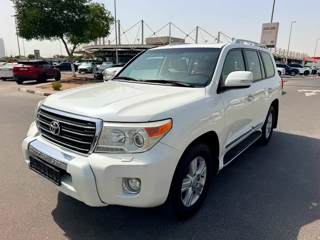 Toyota Land Cruiser 4.6 AT 4WD (5 places) (309 hp)