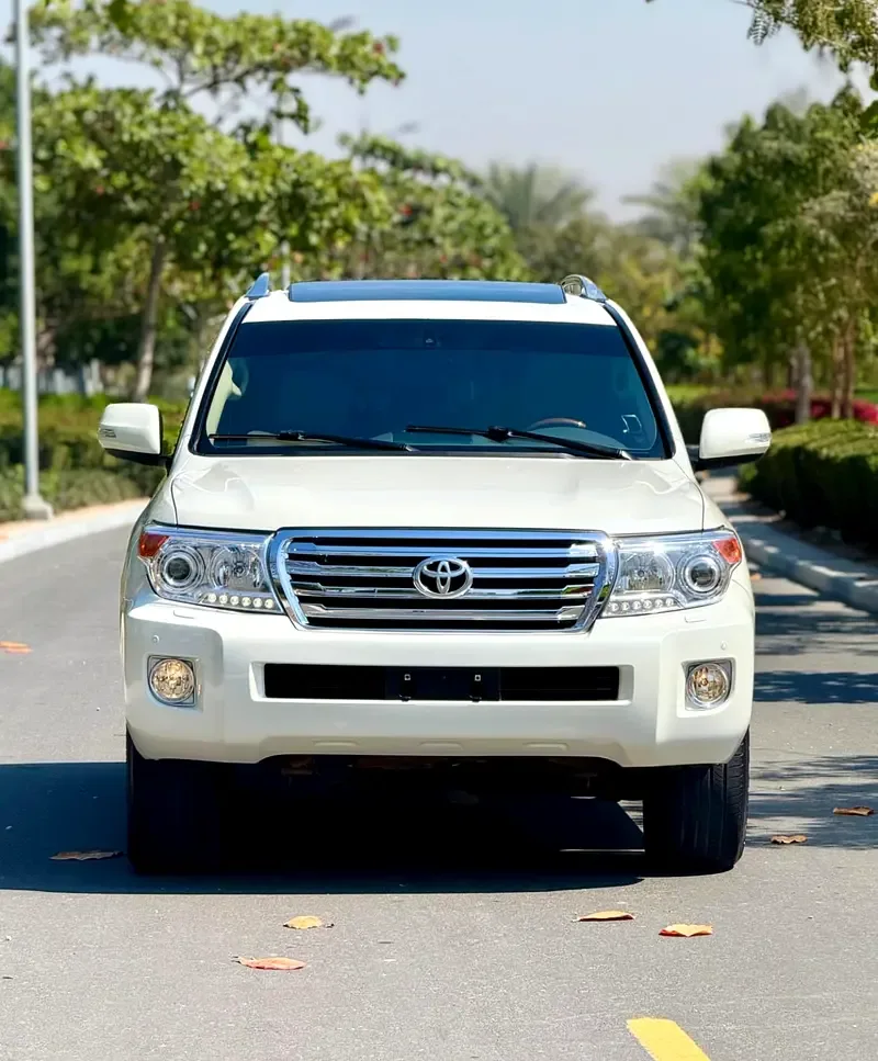 Toyota Land Cruiser 4.6 AT 4WD (7 places) (309 hp) - 2