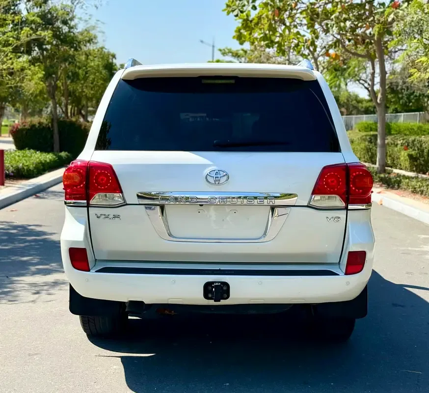 Toyota Land Cruiser 4.6 AT 4WD (7 places) (309 hp) - 5