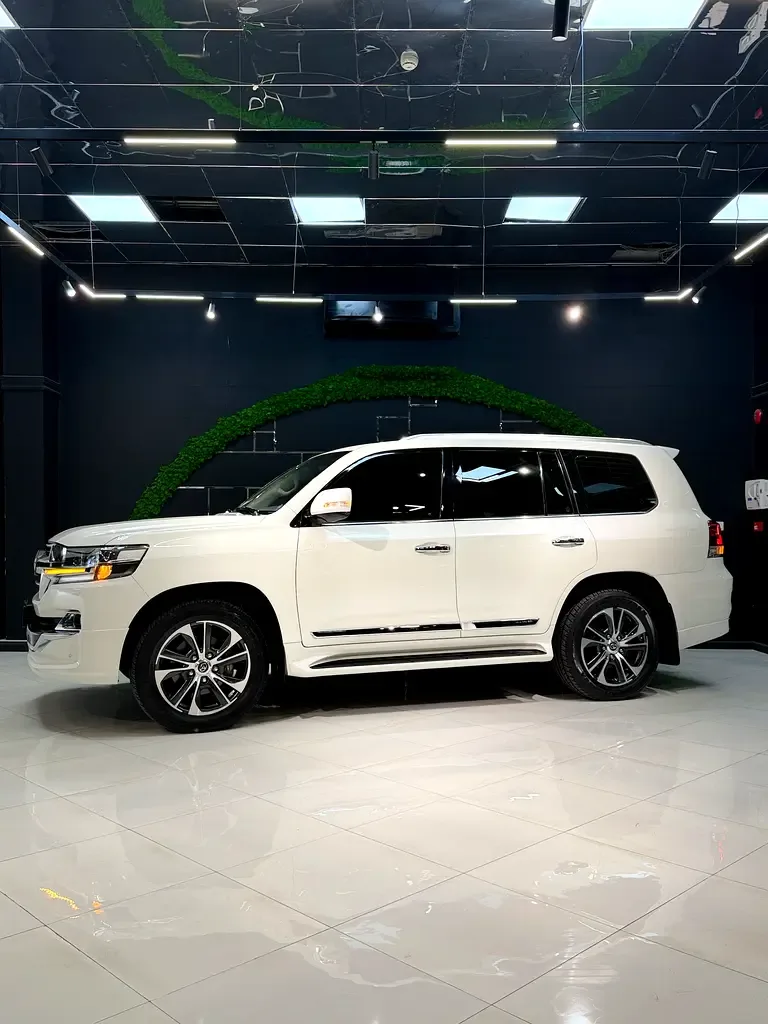 Toyota Land Cruiser 4.6 AT AWD (309 hp)