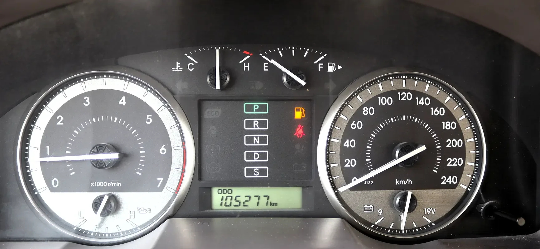 Toyota Land Cruiser 4.6 AT AWD (309 hp) - 20