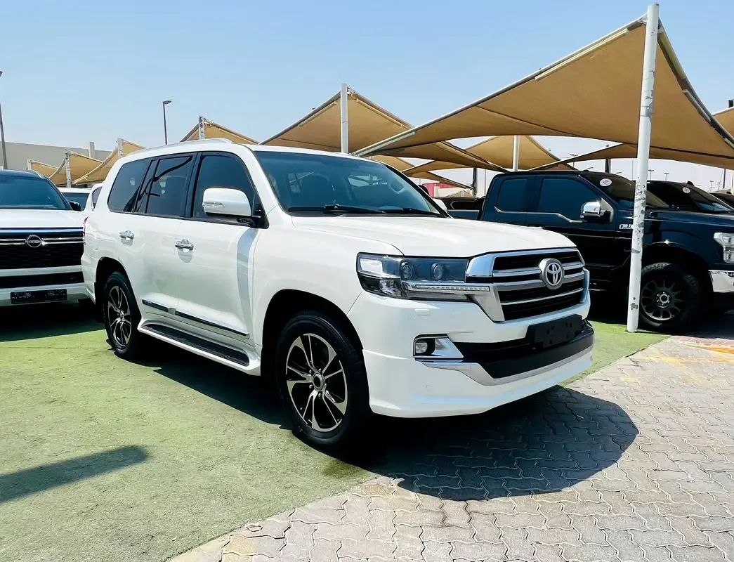 Toyota Land Cruiser 4.6 AT AWD (309 hp)
