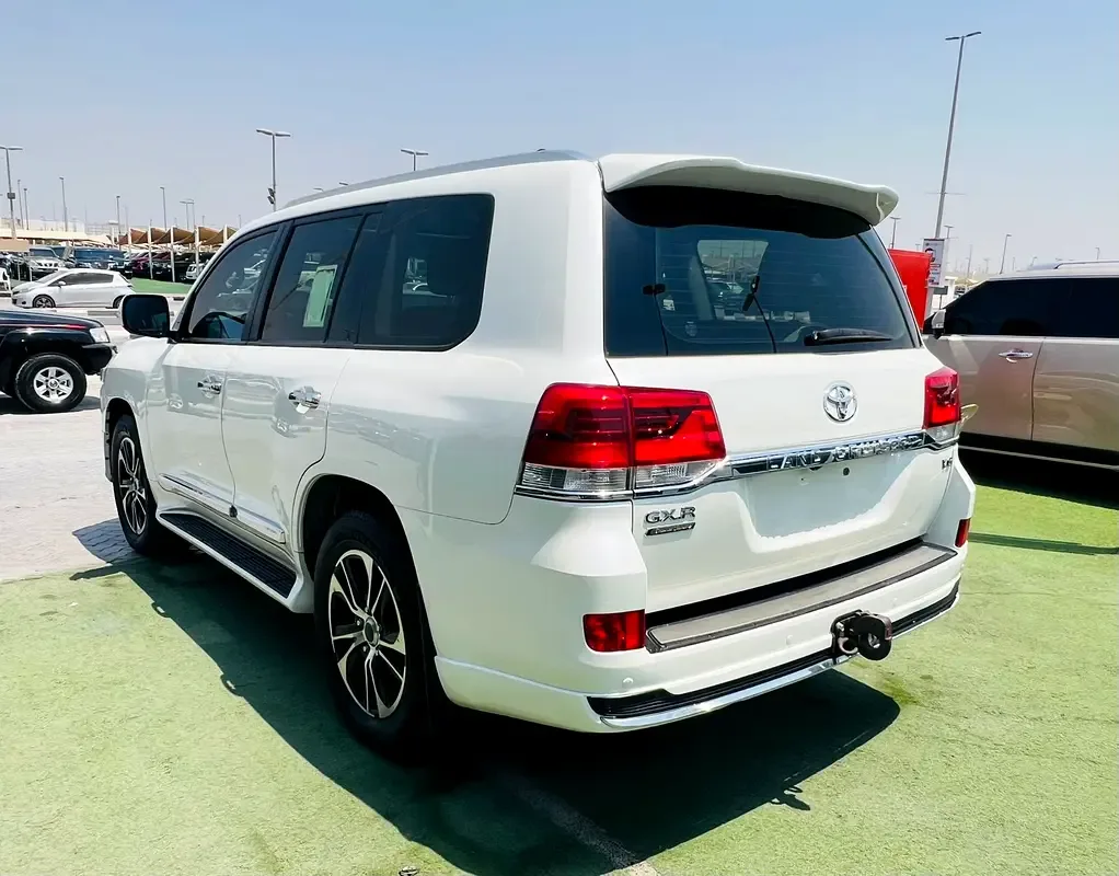 Toyota Land Cruiser 4.6 AT AWD (309 حصان) - 4