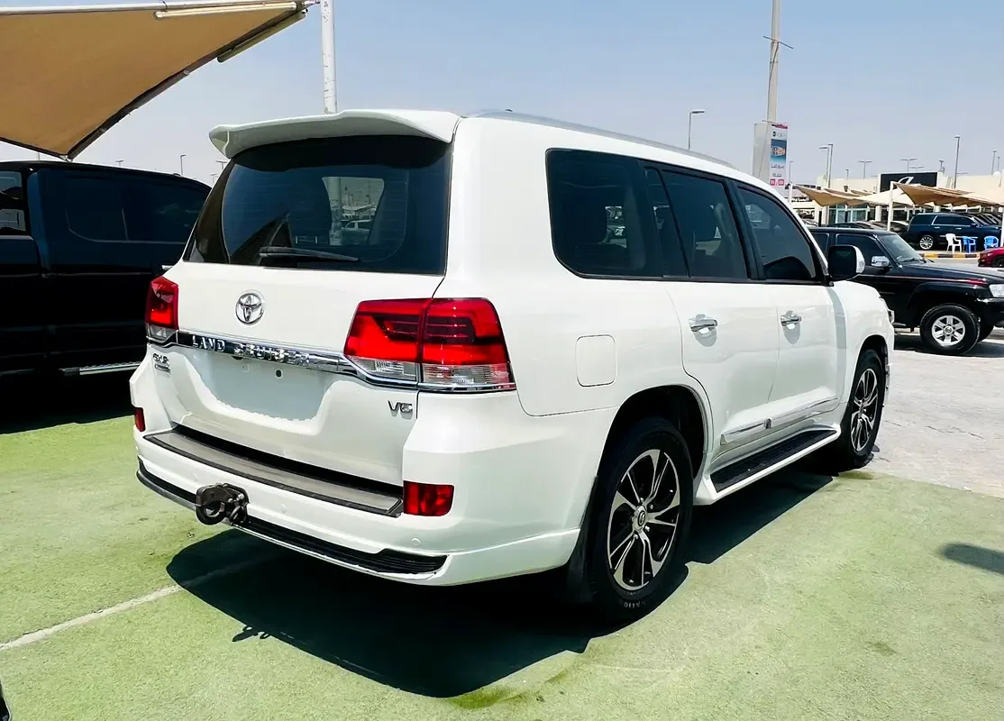 Toyota Land Cruiser 4.6 AT AWD (309 حصان) - 5
