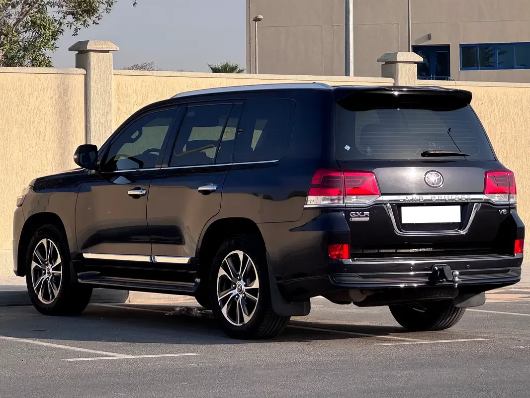 Toyota Land Cruiser 4.6 AT AWD (309 حصان) - 4