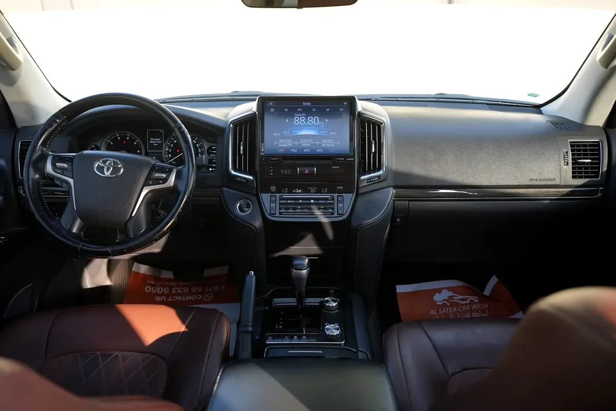 Toyota Land Cruiser 4.6 AT AWD (309 حصان) - 12