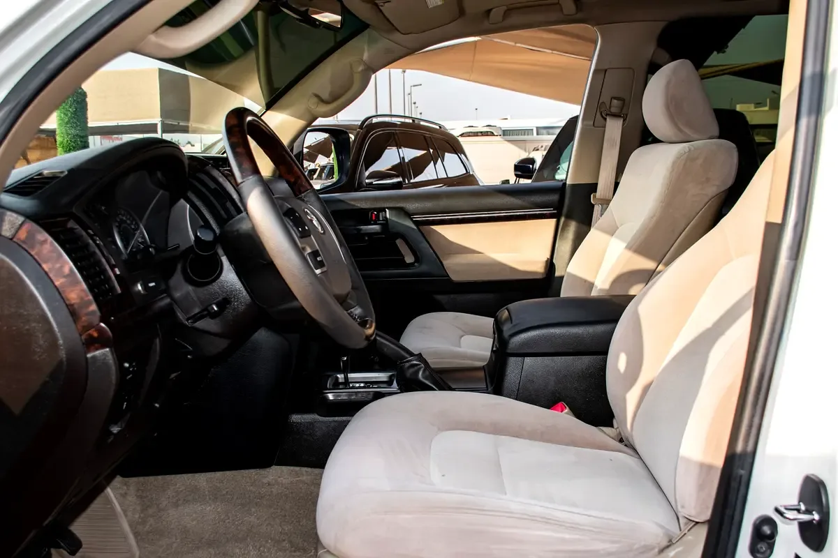 Toyota Land Cruiser 4.7 4WD AT (288 حصان) - 10