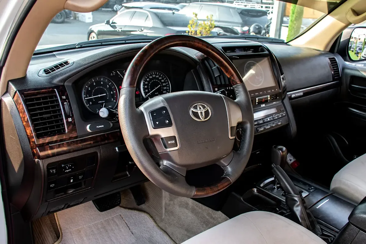 Toyota Land Cruiser 4.7 4WD AT (288 حصان) - 15
