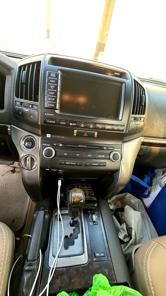 Toyota Land Cruiser 4.7 4WD AT (288 hp) - 11