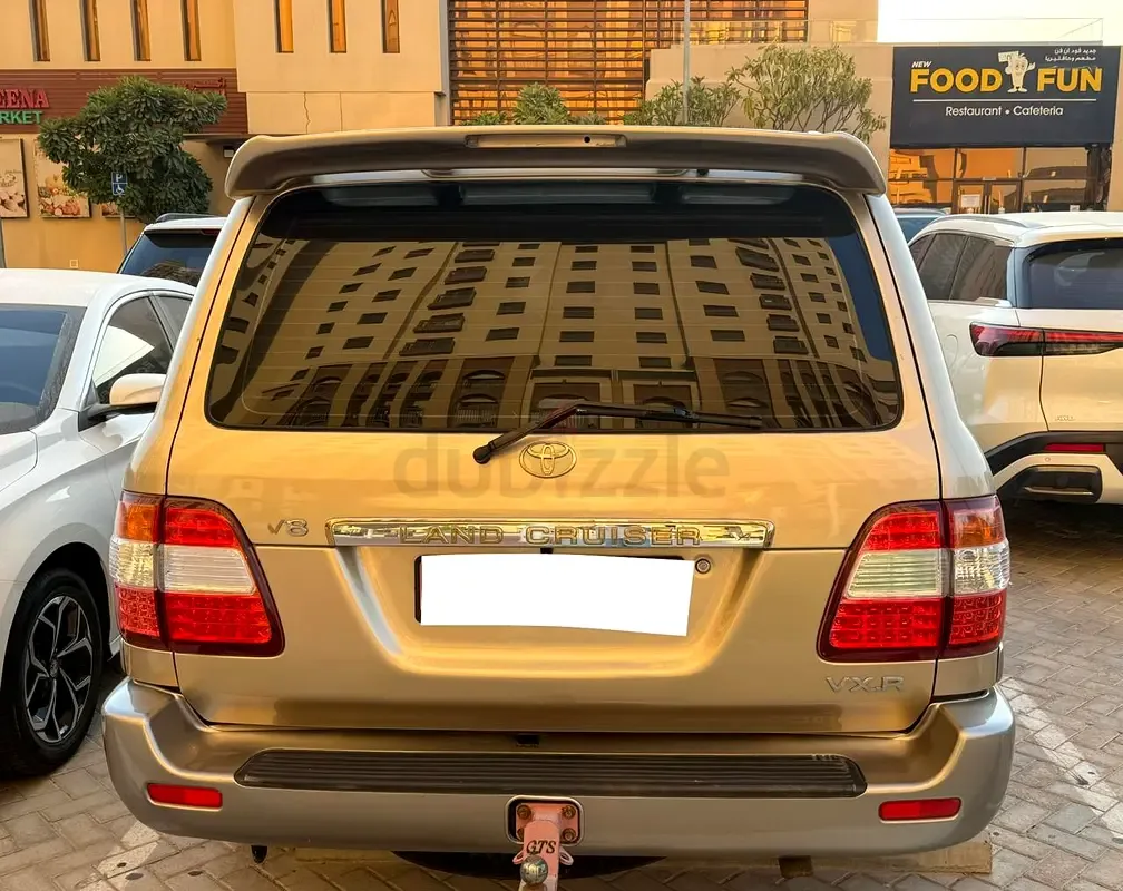 Toyota Land Cruiser 4.7 AT (238 hp)