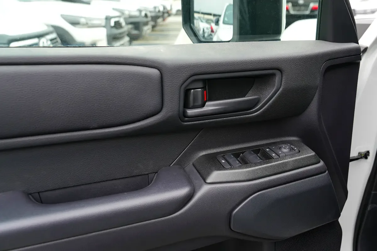 Toyota Land Cruiser Prado 2.4 AT 4WD (279 حصان) - 13