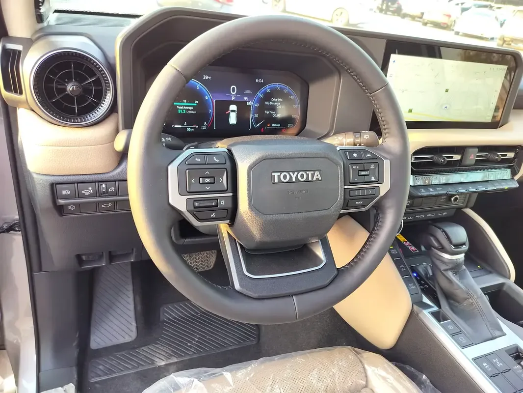 Toyota Land Cruiser Prado 2.4 AT 4WD (279 حصان) - 10