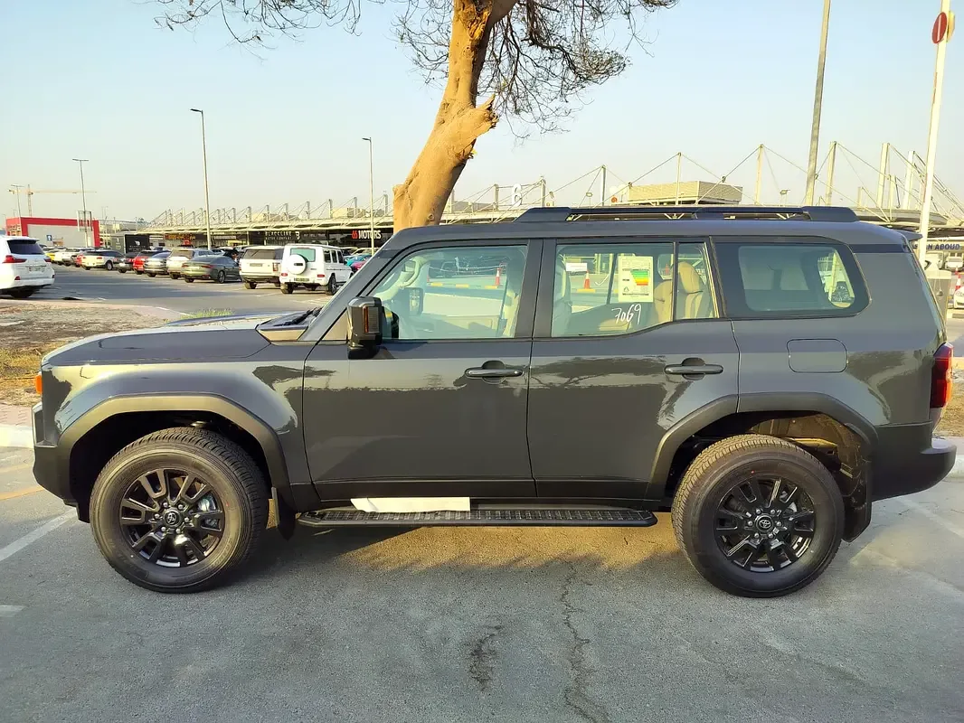 Toyota Land Cruiser Prado 2.4 AT 4WD (279 hp) - 3