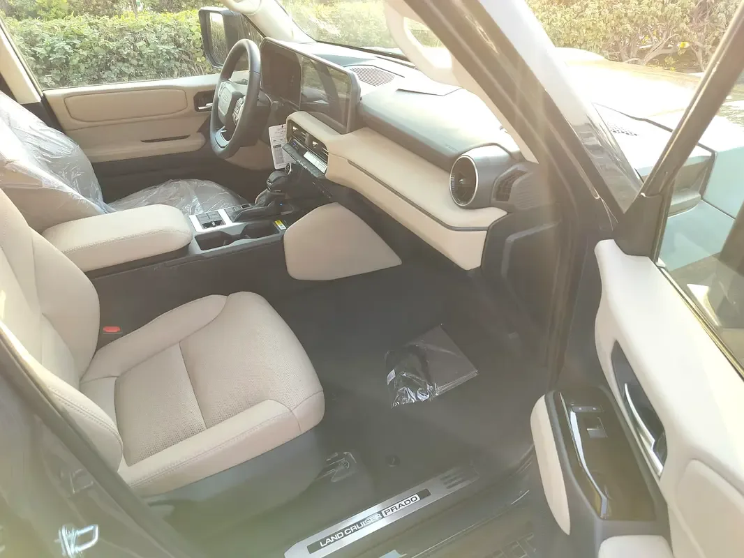 Toyota Land Cruiser Prado 2.4 AT 4WD (279 hp) - 12