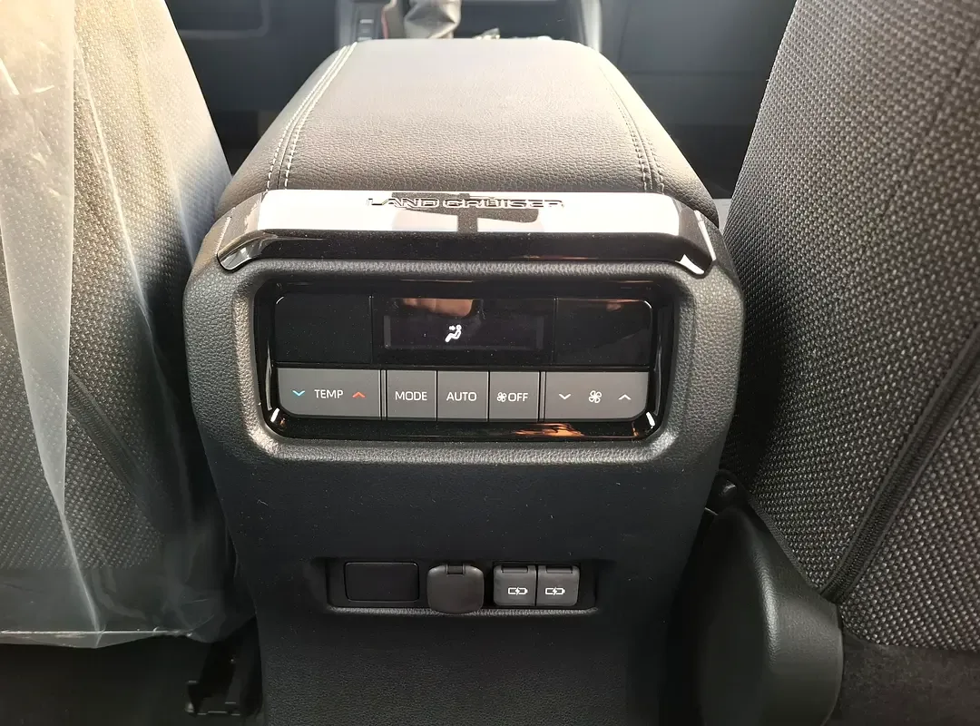 Toyota Land Cruiser Prado 2.4 AT 4WD (279 حصان) - 7
