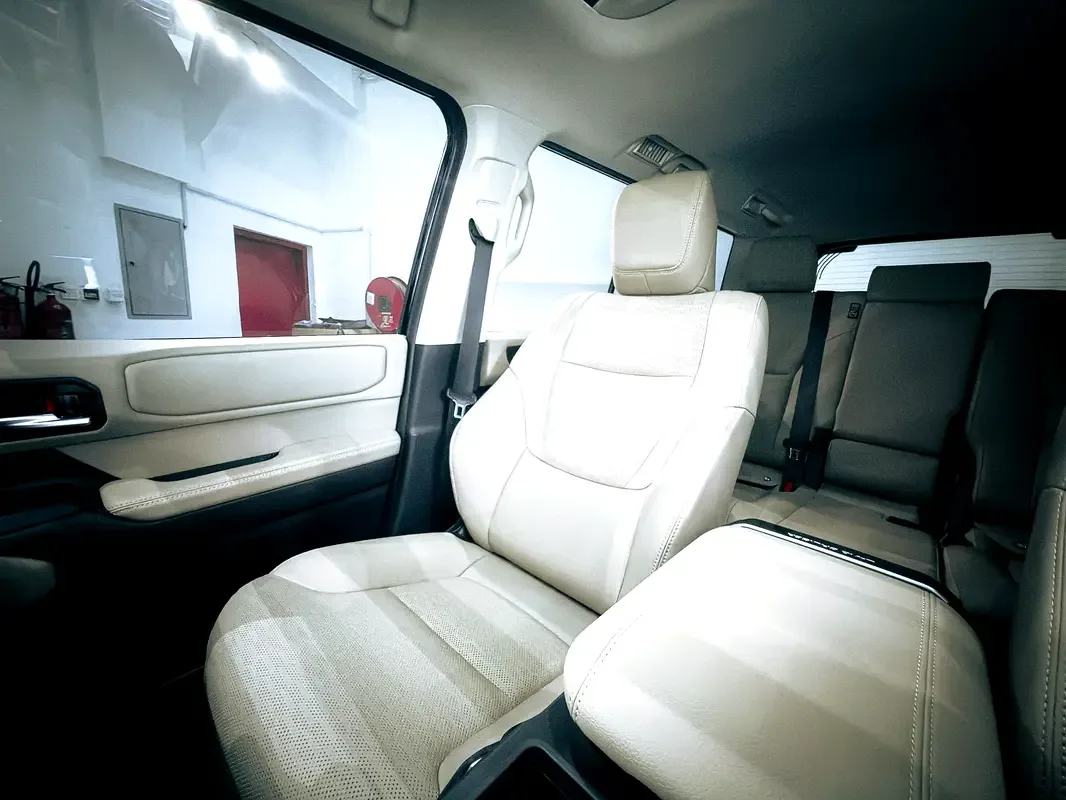 Toyota Land Cruiser Prado 2.4 AT 4WD (279 حصان) - 10