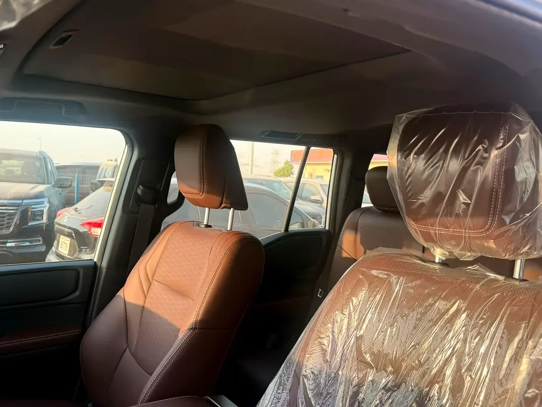 Toyota Land Cruiser Prado 2.4 AT 4WD (279 hp) - 6
