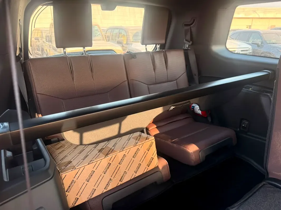 Toyota Land Cruiser Prado 2.4 AT 4WD (279 hp) - 11