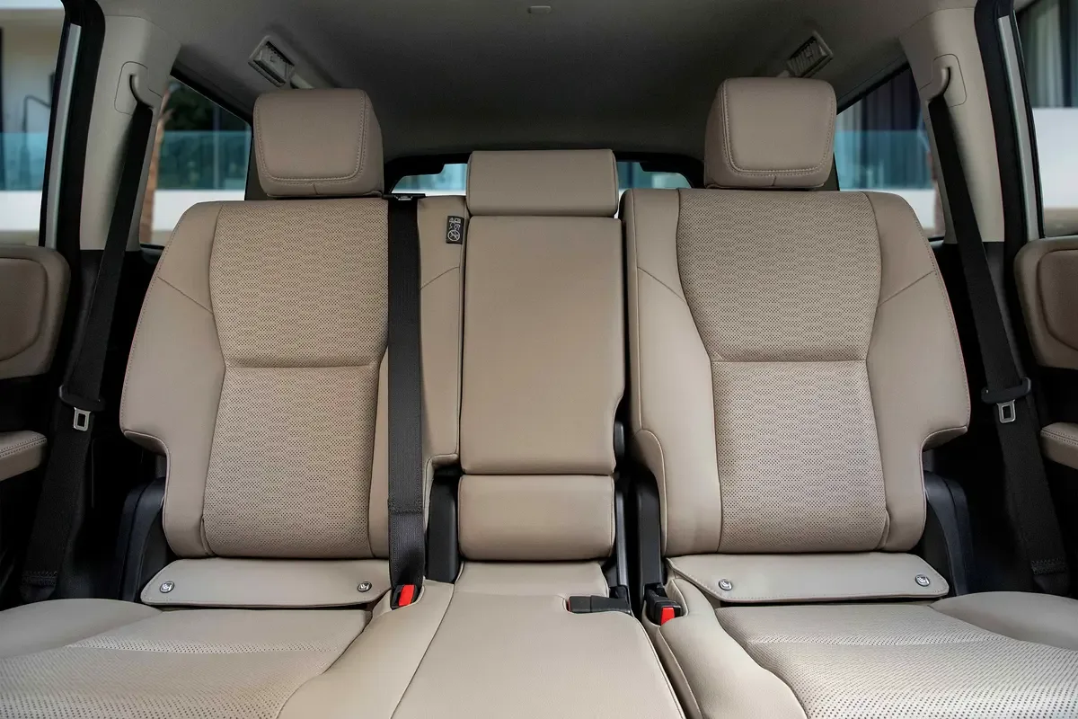Toyota Land Cruiser Prado 2.4 AT 4WD (279 hp) - 12