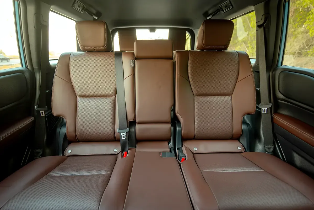 Toyota Land Cruiser Prado 2.4 AT 4WD (279 hp) - 12