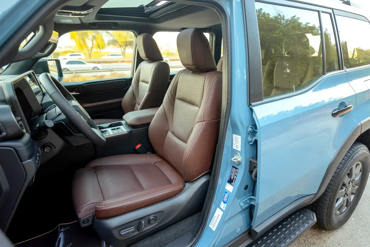 Toyota Land Cruiser Prado 2.4 AT 4WD (279 hp) - 10