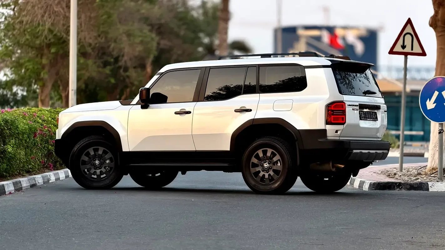 Toyota Land Cruiser Prado 2.4 AT 4WD (279 حصان) - 3