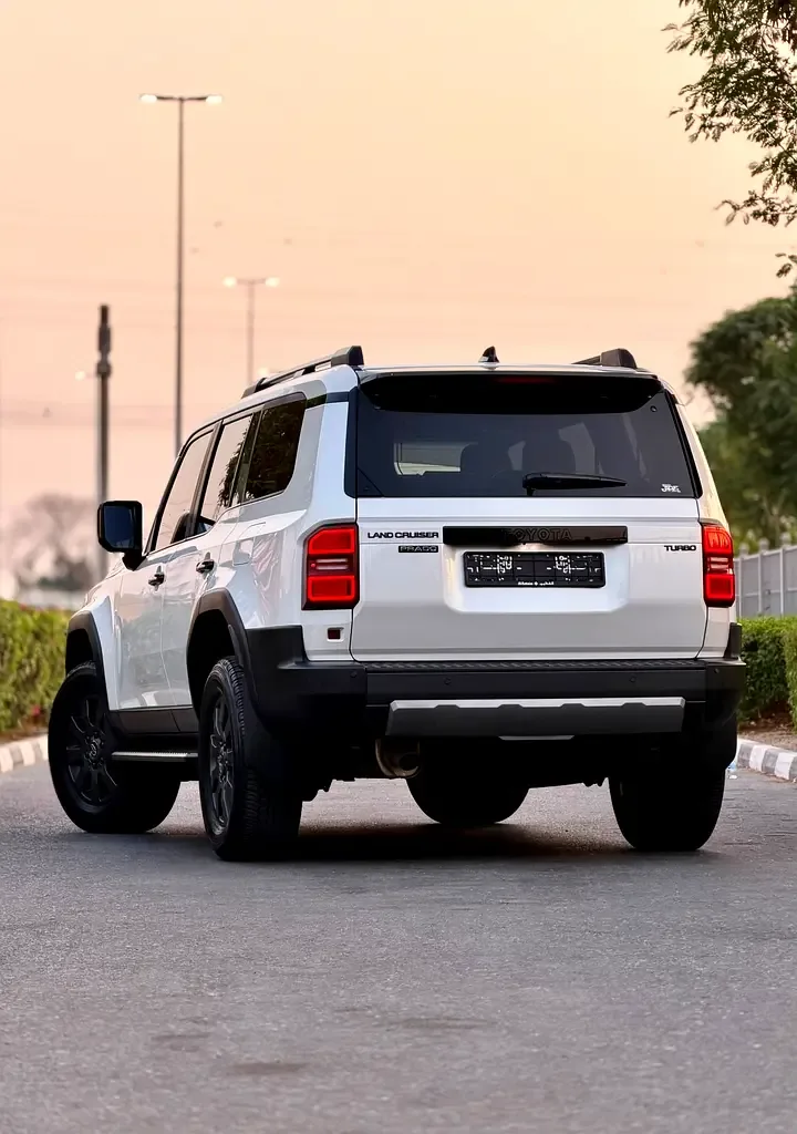 Toyota Land Cruiser Prado 2.4 AT 4WD (279 حصان) - 4