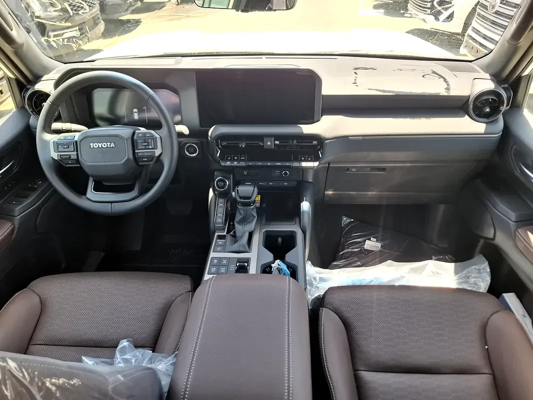 Toyota Land Cruiser Prado 2.4 AT 4WD (281 حصان) - 10