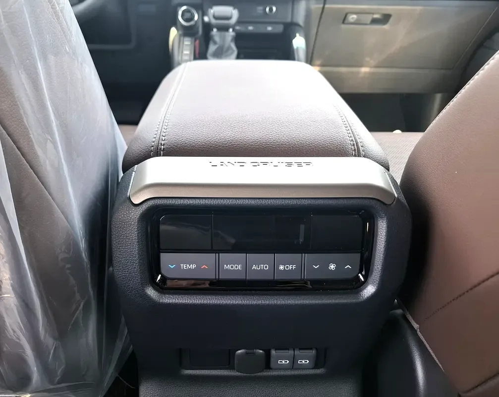 Toyota Land Cruiser Prado 2.4 AT 4WD (281 حصان) - 9