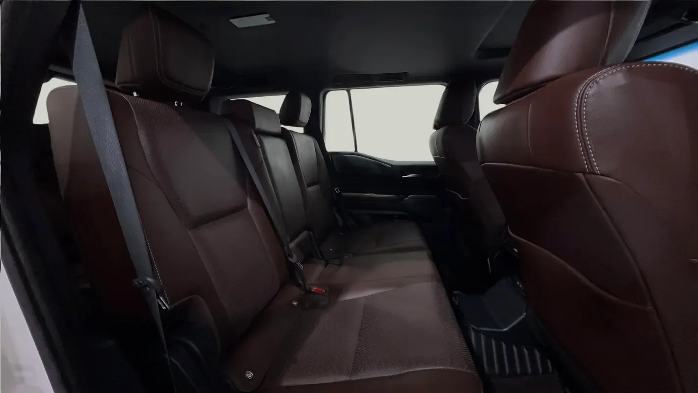 Toyota Land Cruiser Prado 2.4 AT 4WD (281 hp) - 10