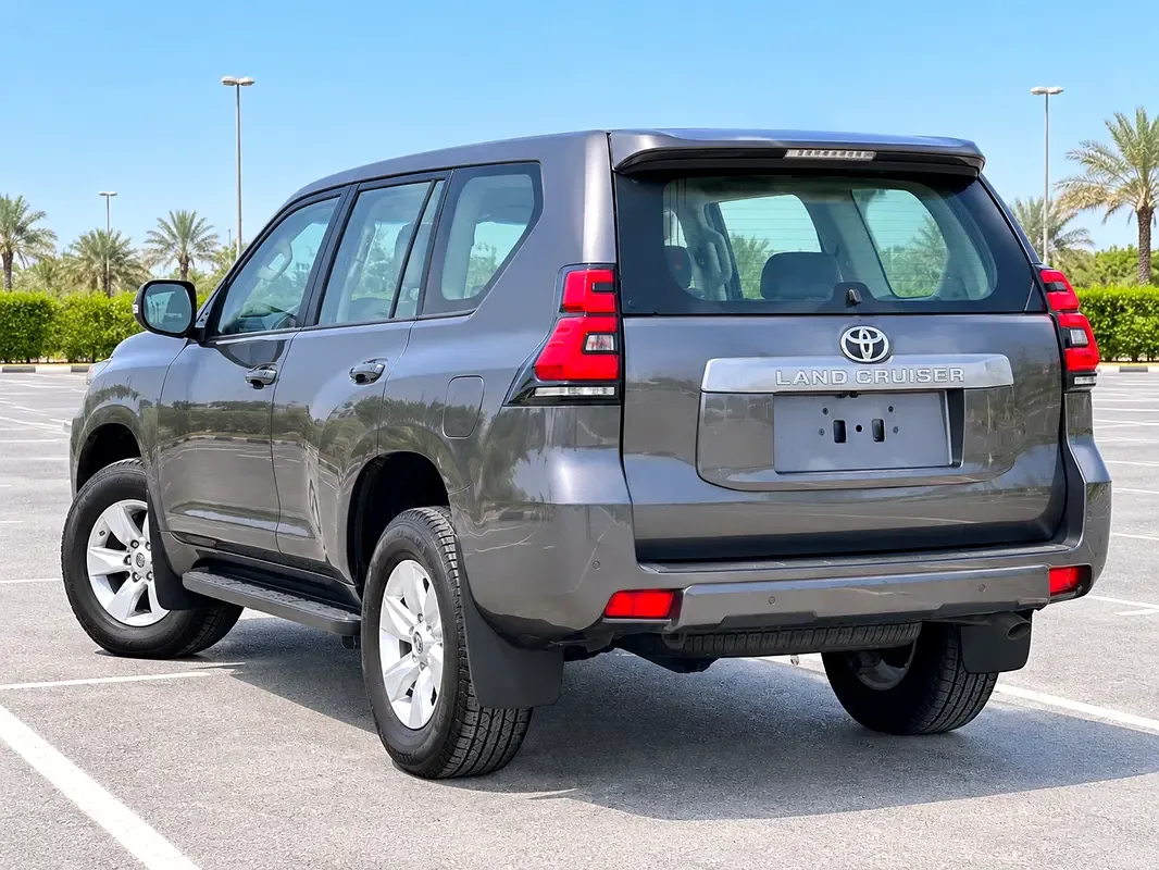 Toyota Land Cruiser Prado 2.8 AT 4WD (204 حصان) - 4