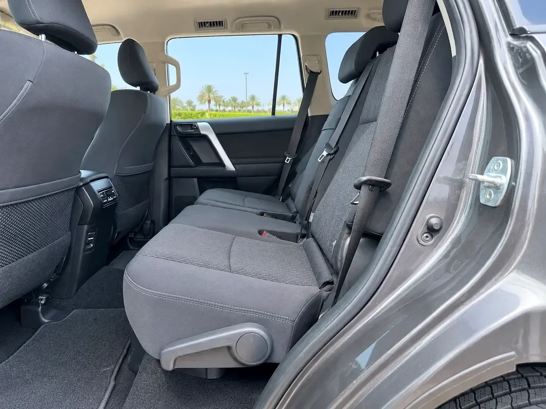 Toyota Land Cruiser Prado 2.8 AT 4WD (204 حصان) - 10