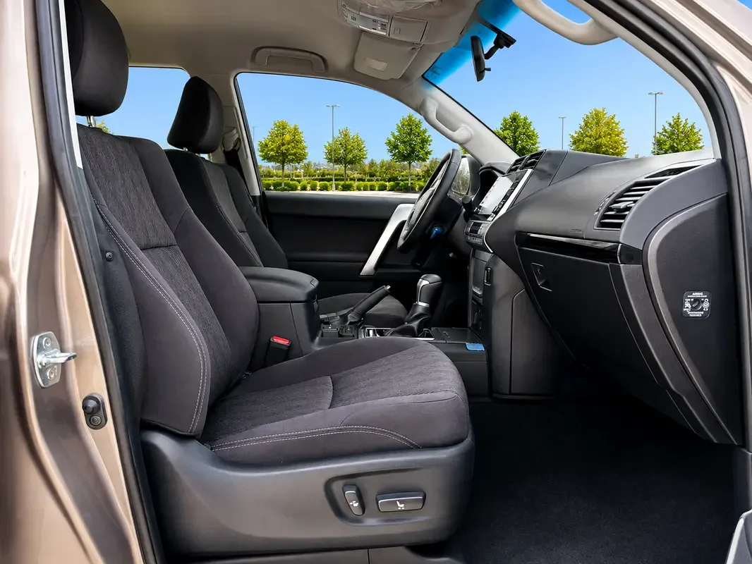 Toyota Land Cruiser Prado 2.8 AT 4WD (204 حصان) - 9