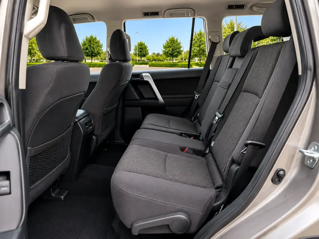 Toyota Land Cruiser Prado 2.8 AT 4WD (204 حصان) - 11
