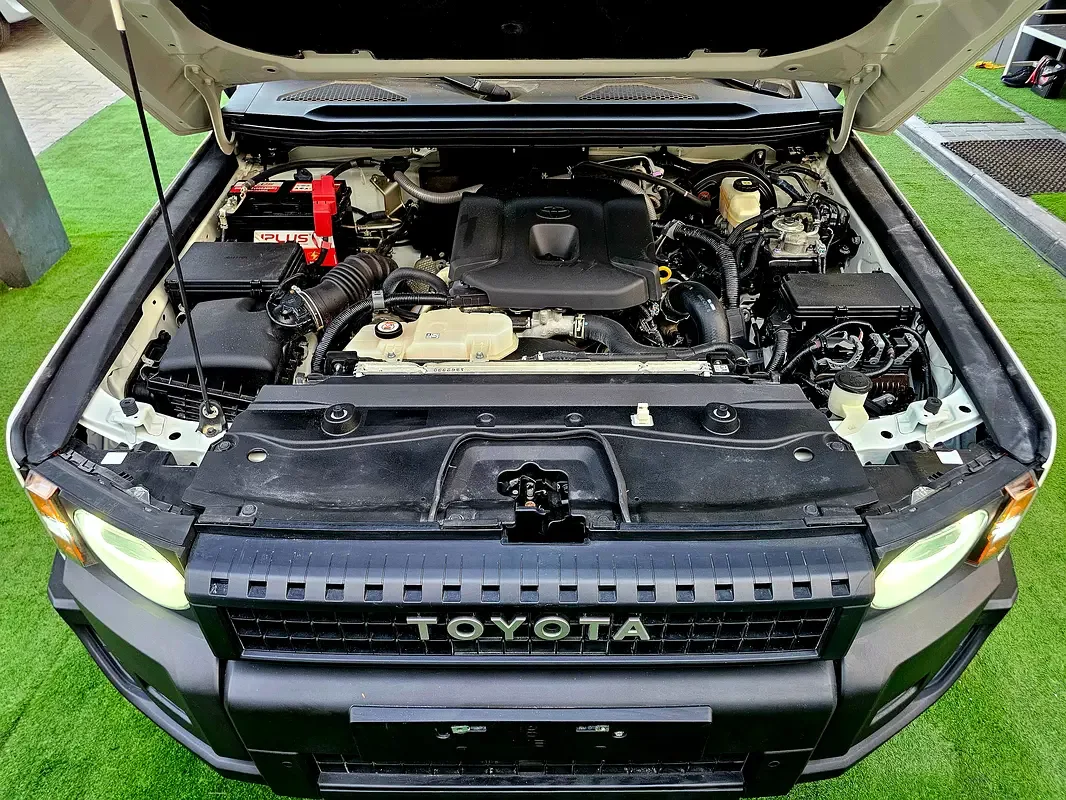 Toyota Land Cruiser Prado 2.8 AT 4WD (204 hp) - 6